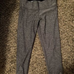 Grey VS PINK leggings